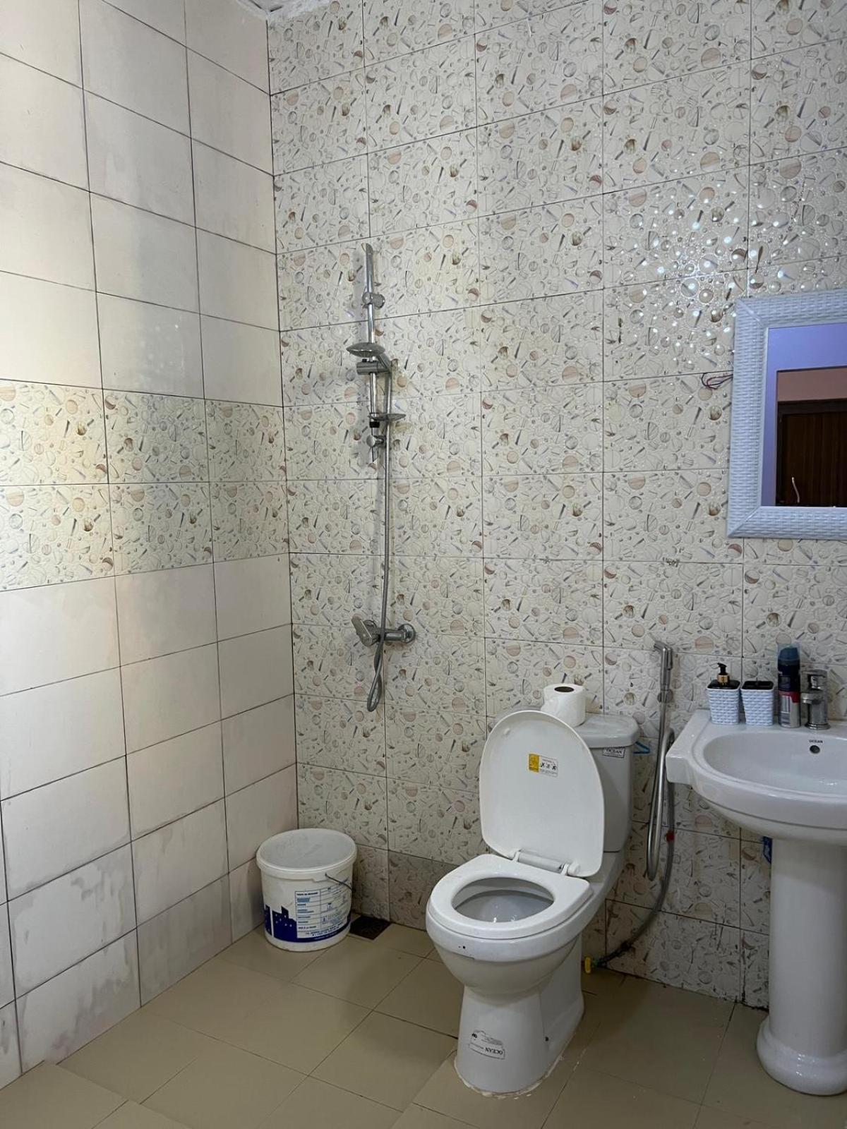 Residences Primis Thies - Appartements Et Chambres Exterior foto